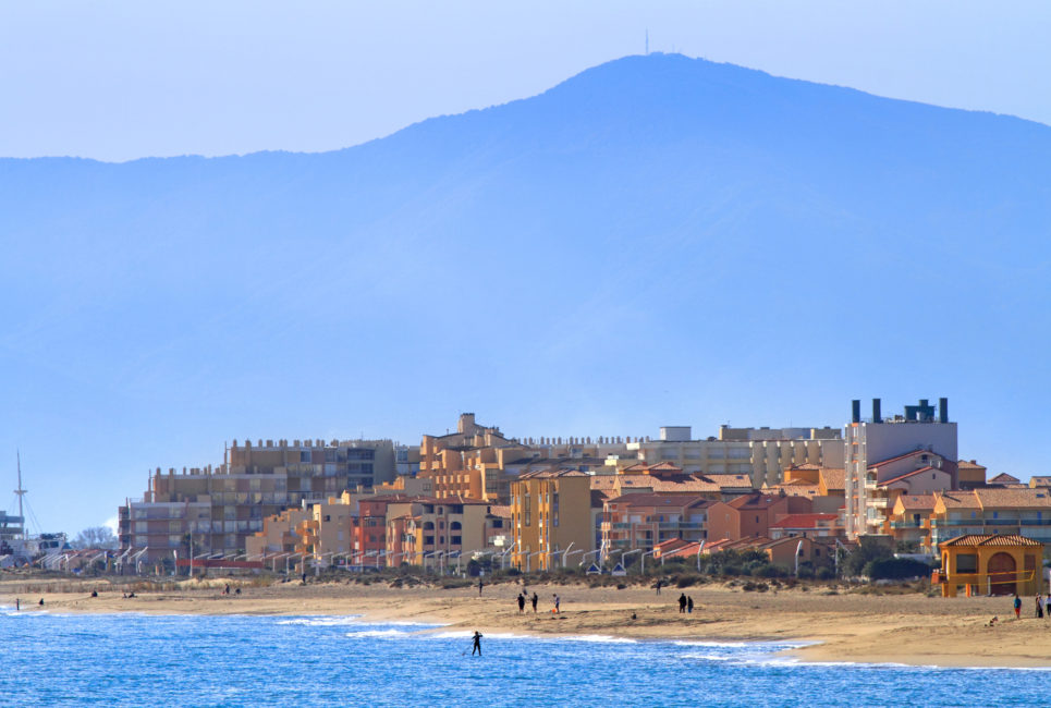 Perpignan : les gendarmes demandent à des bronzeuses topless de se rhabiller